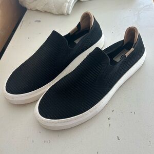 UGG Black Slip-On Loafers with White Sole New without tags